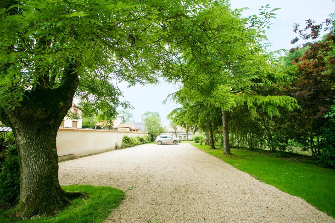 Chambres D'Hotes La Bergerie De L'Aqueduc Houx Esterno foto